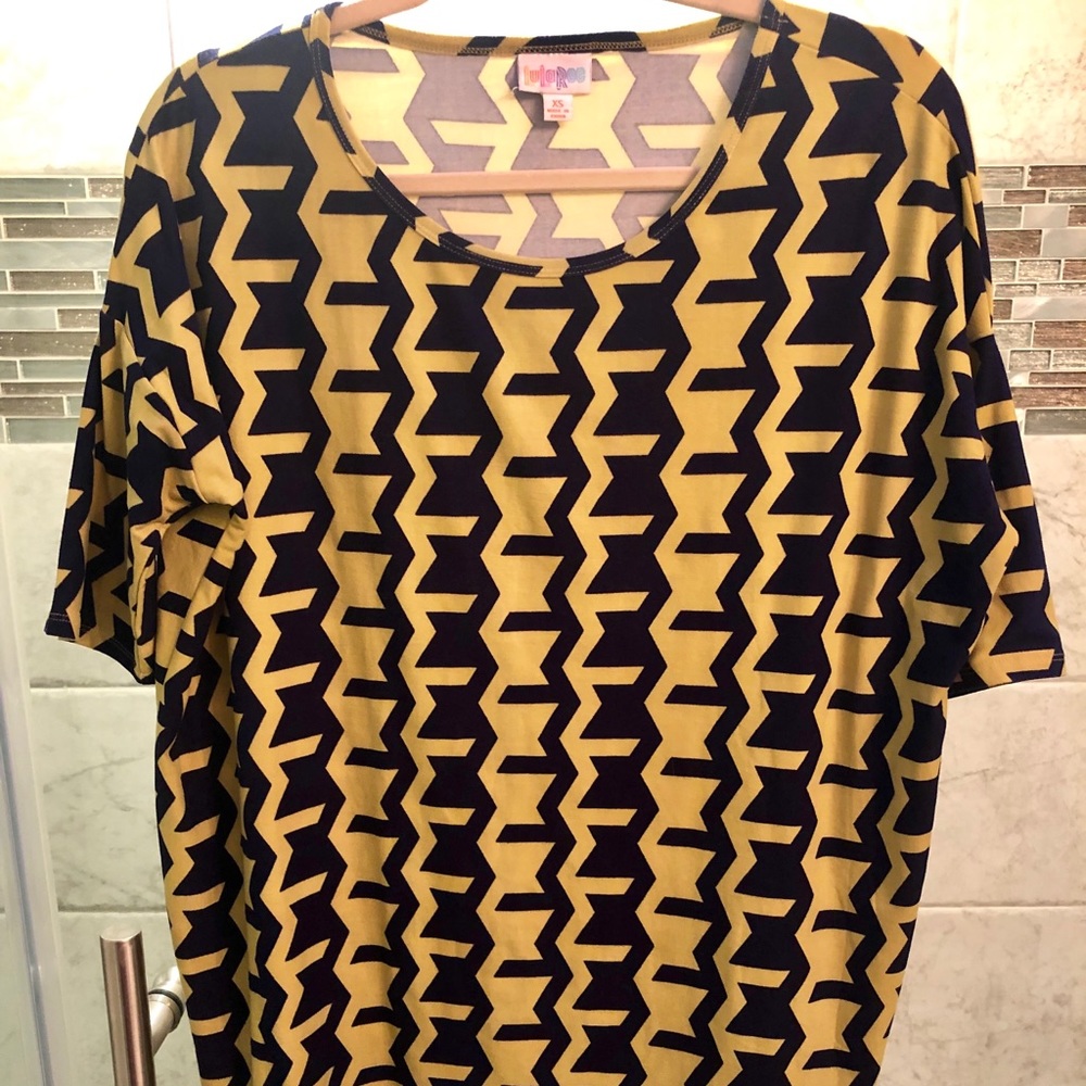 LuLaRoe XS legging material Irma